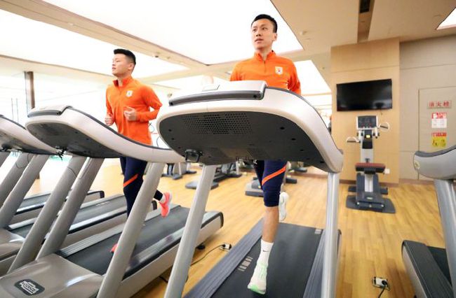 高潮毛片无遮挡免费高清动漫